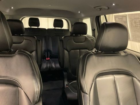 Used 2021 Jeep Grand Cherokee L Limited image 31