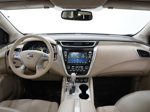 Used 2017 Nissan Murano Platinum w/ Platinum Technology Package AWD/4WD image 13
