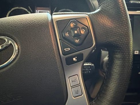 Used 2024 Toyota 4Runner Limited AWD/4WD image 38