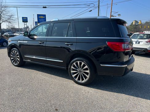 Used 2020 Lincoln Navigator Reserve w/ Luxury Package image 15