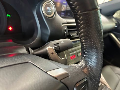 Used 2019 Lexus IS 350 F Sport w/ F Sport Package RWD image 21