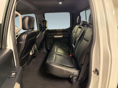 Used 2019 Ford F150 Lariat w/ Equipment Group 501A Mid AWD/4WD image 13