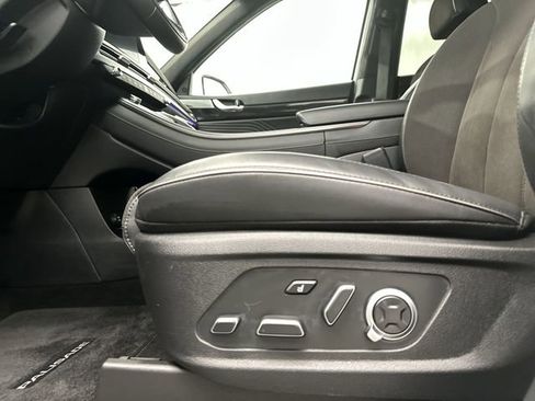 Used 2025 Hyundai Palisade Calligraphy AWD/4WD image 18
