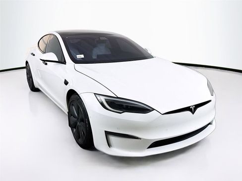 Used 2022 Tesla Model S AWD image 1