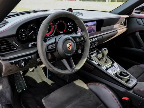 Used 2023 Porsche 911 Targa 4 GTS image 3