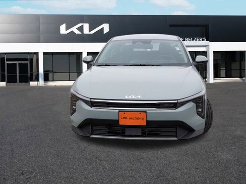 New 2025 Kia K4 EX image 8