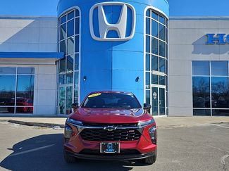 Used 2024 Chevrolet Trax RS video 2