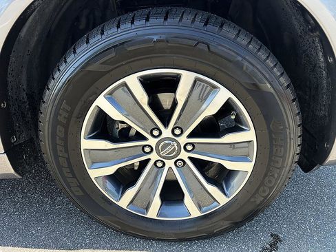 Used 2018 Nissan Armada SL w/ Premium Package AWD/4WD image 12