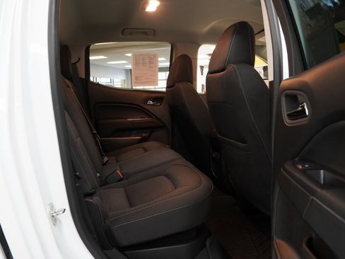 Certified 2022 GMC Canyon Elevation w/ Trailering Package image 23