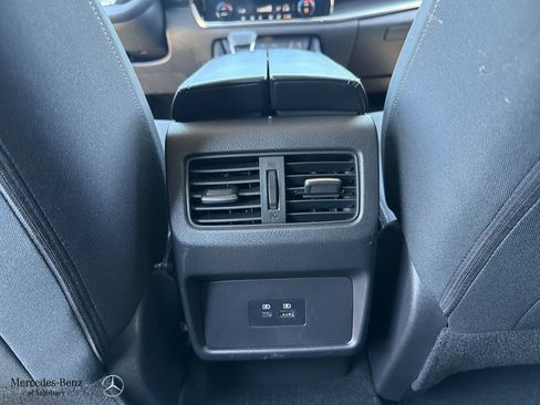 Used 2021 Nissan Rogue SV FWD image 16