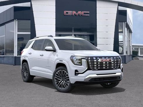New 2026 GMC Terrain Denali w/ LPO, Floor Liner Package AWD/4WD image 7