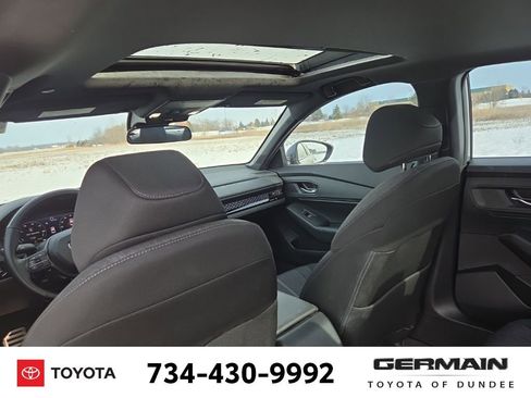 Used 2024 Honda Accord Sport image 27