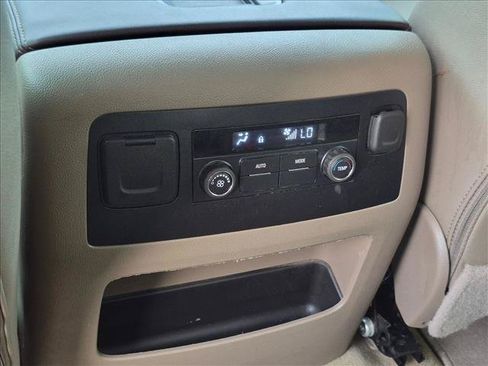Used 2017 Chevrolet Tahoe LT RWD image 17