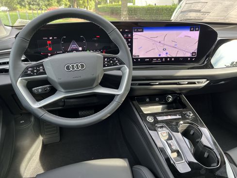 Used 2025 Audi A5 2.0T Premium Plus w/ Premium Plus image 19