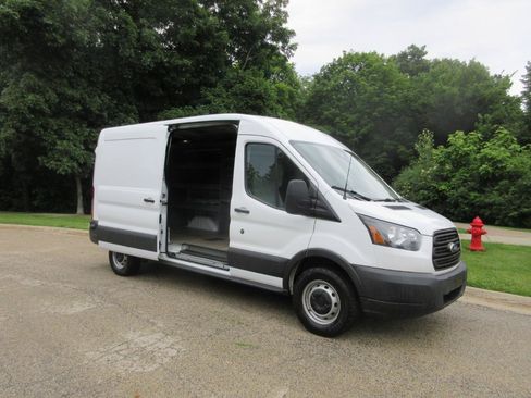 Used 2018 Ford Transit 350 148 Medium Roof RWD image 18