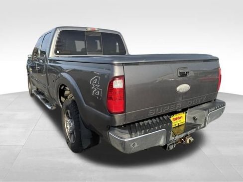 Used 2012 Ford F250 Lariat w/ Lariat Interior Pkg image 6