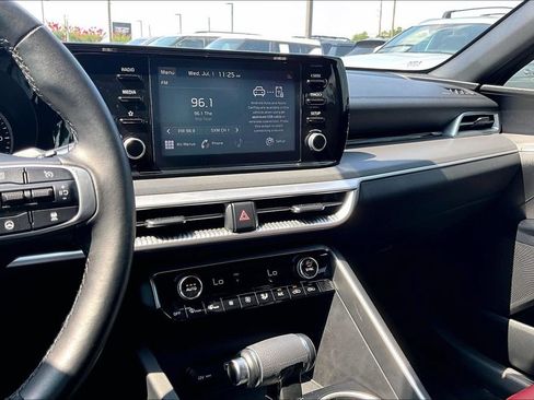 Used 2021 Kia K5 GT-Line AWD/4WD image 15