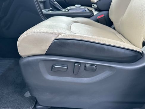 Used 2023 INFINITI QX80 Premium Select w/ Cargo Package image 14