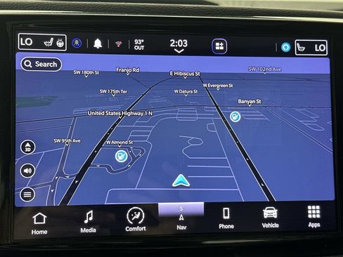 Used 2023 Chrysler Pacifica Limited FWD image 18