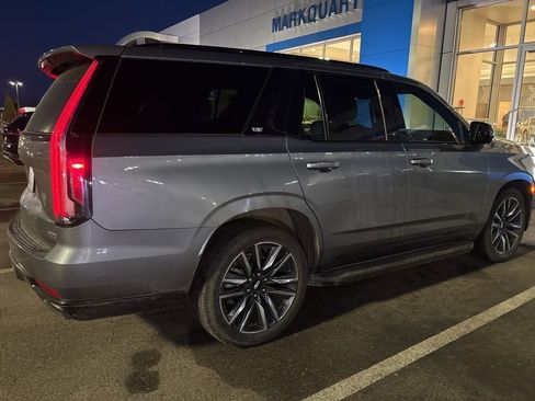 Certified 2021 Cadillac Escalade Sport w/ Driver Assist Tech Package AWD/4WD image 32