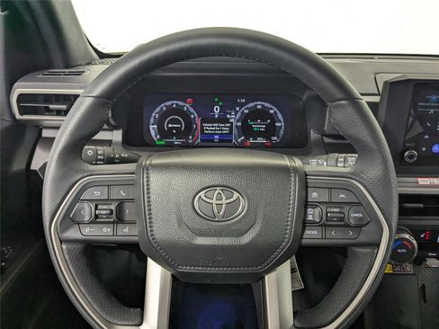 New 2025 Toyota 4Runner TRD Off-Road HV image 11