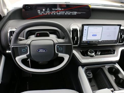 New 2026 Ford Expedition Platinum AWD/4WD image 25
