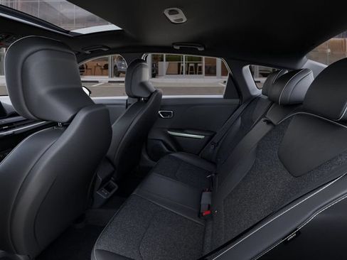 Certified 2025 Kia K4 EX w/ GT-Line Sunroof Package FWD image 18