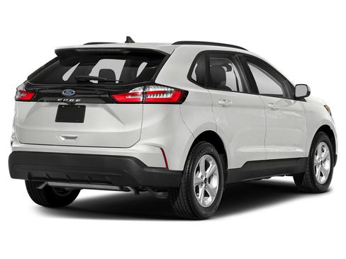 Used 2024 Ford Edge SE w/ Black Appearance Package AWD/4WD image 2