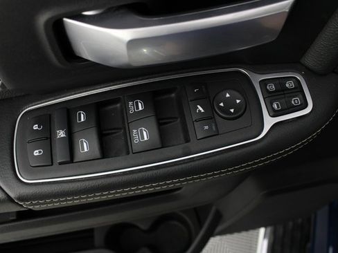 Used 2024 RAM 2500 Big Horn w/ Bed Utility Group image 14