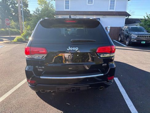 Used 2020 Jeep Grand Cherokee Overland AWD/4WD image 6