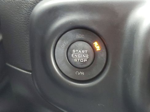 Used 2023 Jeep Wrangler Unlimited Rubicon w/ LED Lighting Group image 27