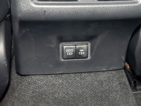 Used 2025 Toyota Camry SE FWD image 23