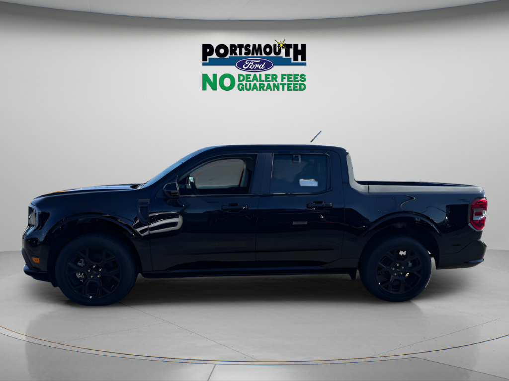 Used 2025 Ford Maverick Lobo AWD/4WD image 2