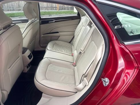 Used 2017 Ford Fusion Platinum AWD/4WD image 11