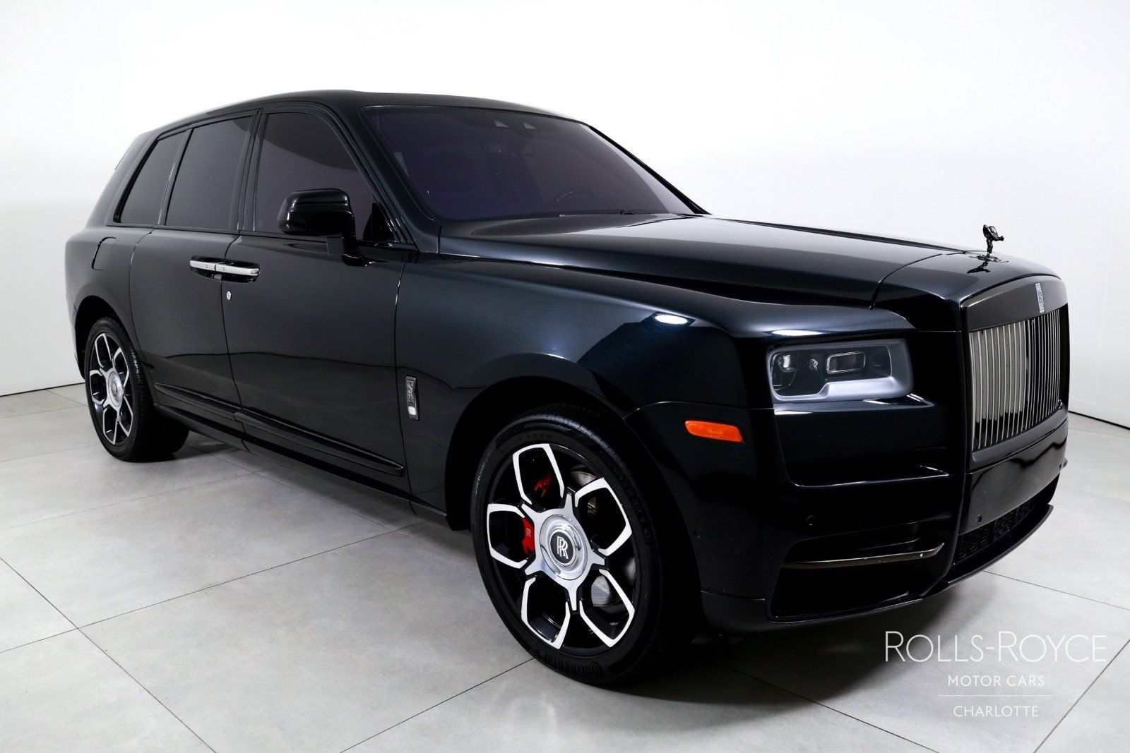 Used 2020 Rolls-Royce Cullinan Black Badge AWD/4WD image 6