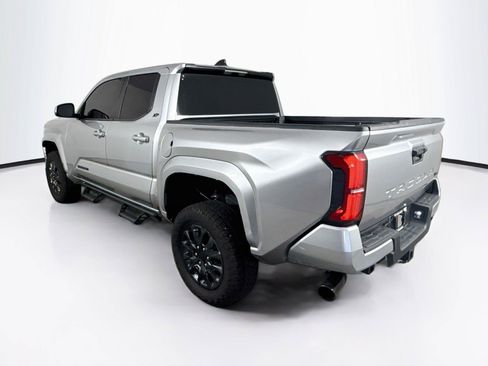 Used 2025 Toyota Tacoma SR5 RWD image 2