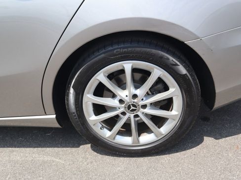 Used 2021 Mercedes-Benz A 220 image 9