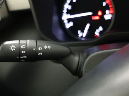 Used 2023 Toyota Tundra Limited AWD/4WD image 26