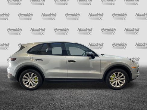 Used 2022 Porsche Cayenne E-Hybrid image 11