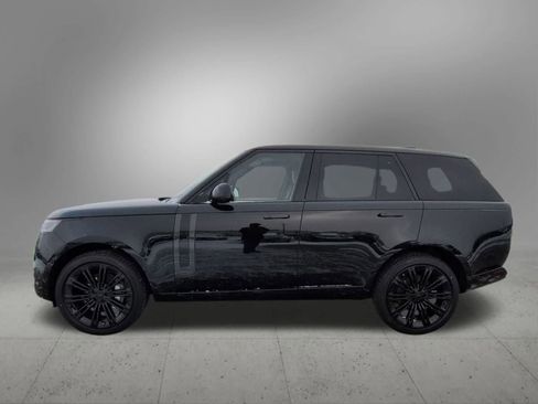 New 2026 Land Rover Range Rover SE image 3