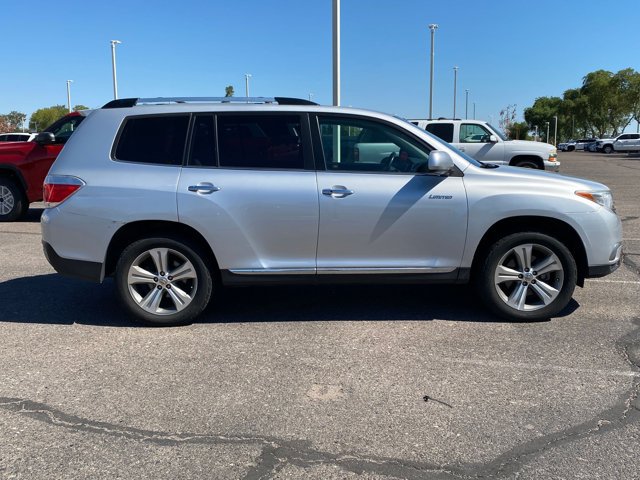 Used 2013 Toyota Highlander Limited AWD/4WD image 4