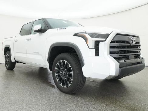 New 2026 Toyota Tundra Limited AWD/4WD image 15