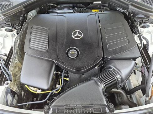 Used 2026 Mercedes-Benz GLC 300 4MATIC image 23
