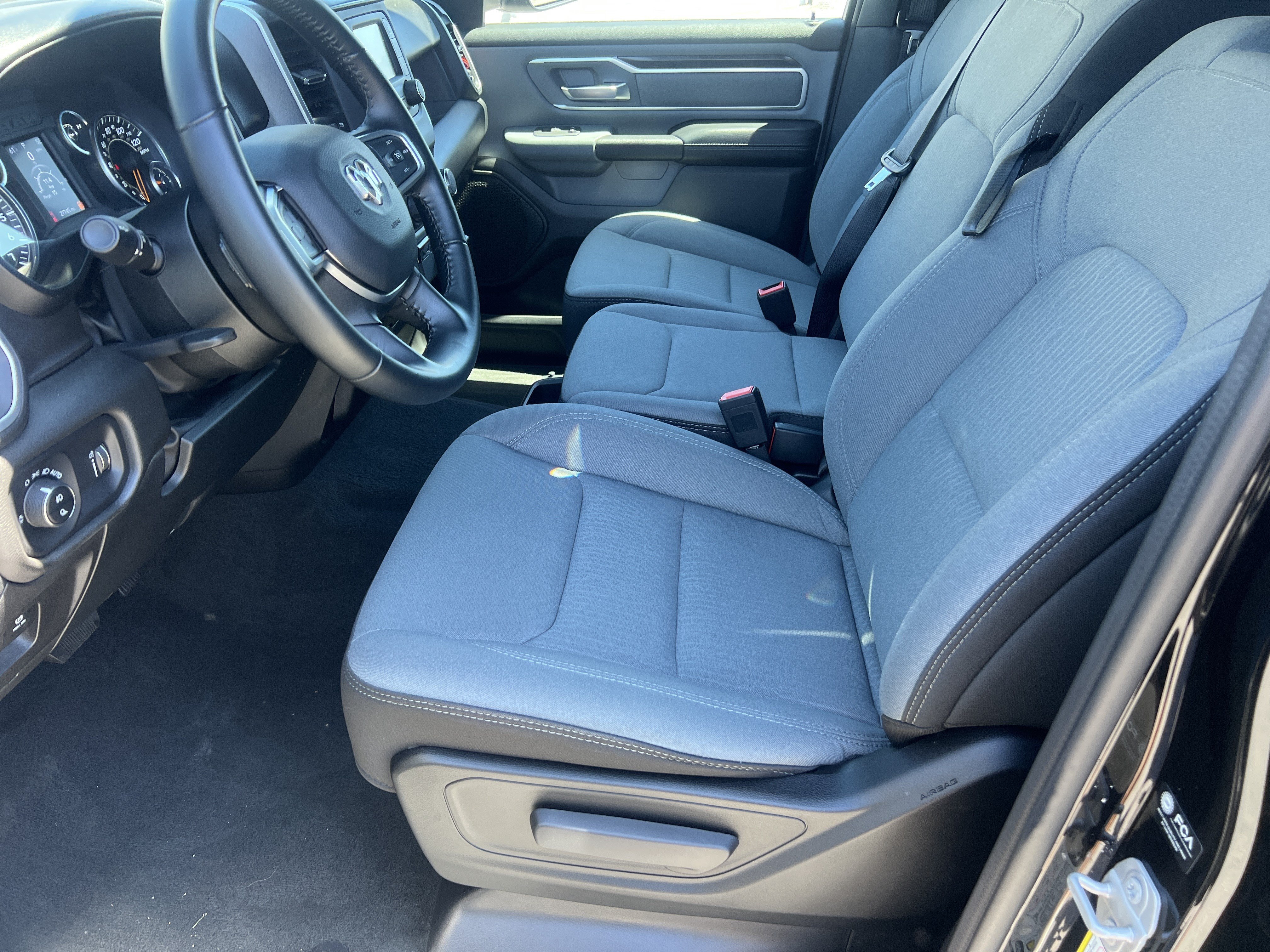 Used 2022 RAM 1500 Big Horn AWD/4WD image 11