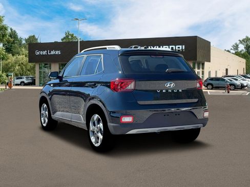 New 2026 Hyundai Venue SEL image 5