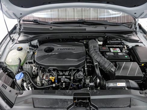 Used 2019 Hyundai Veloster Turbo R-Spec image 48