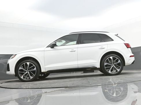 Used 2023 Audi SQ5 Prestige image 24