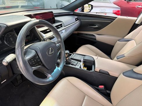 Used 2019 Lexus ES 350 w/ Premium Package FWD image 6