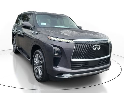 New 2026 INFINITI QX80 Luxe image 2
