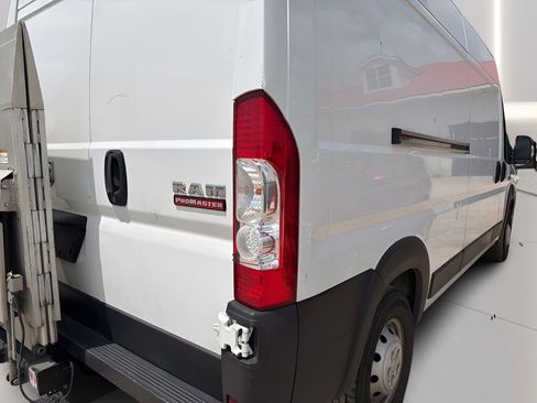 Used 2021 RAM ProMaster 2500 FWD image 7